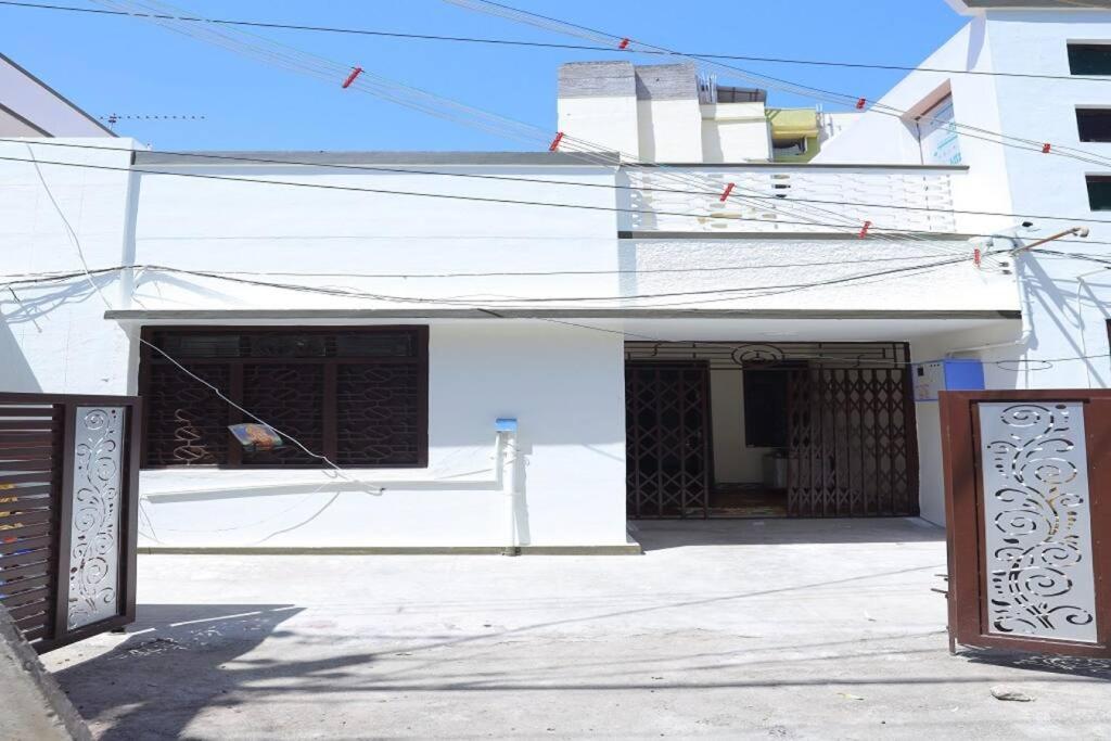Heritage Home With 3 Bed/3 Bath With Kitchen In A Residential Neighborhood. Madurai Ngoại thất bức ảnh