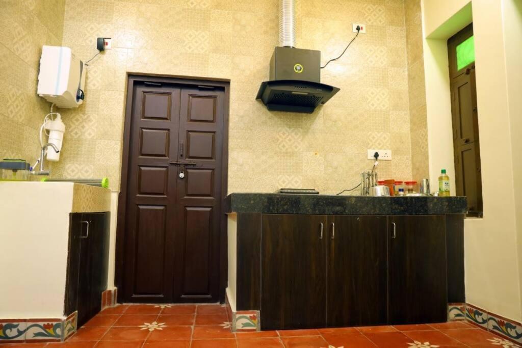 Heritage Home With 3 Bed/3 Bath With Kitchen In A Residential Neighborhood. Madurai Ngoại thất bức ảnh